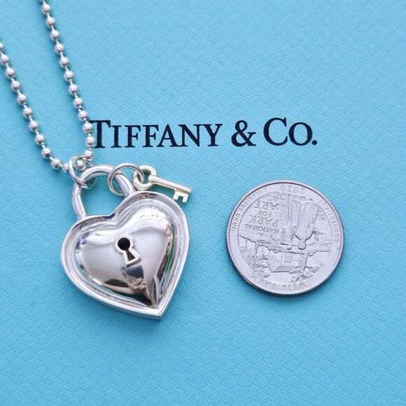 Vintage Tiffany & Co. Large Heart Padlock & Key 18k Silver Pendant Necklace 34” - Picture 6 of 8